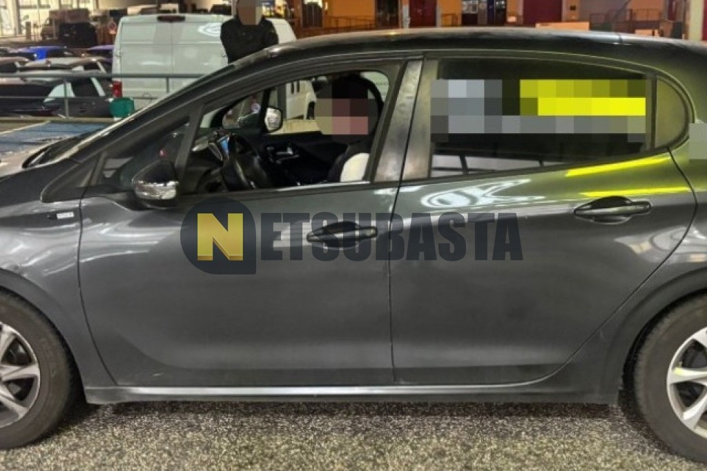 Peugeot 208 1.2 PureTech 2014