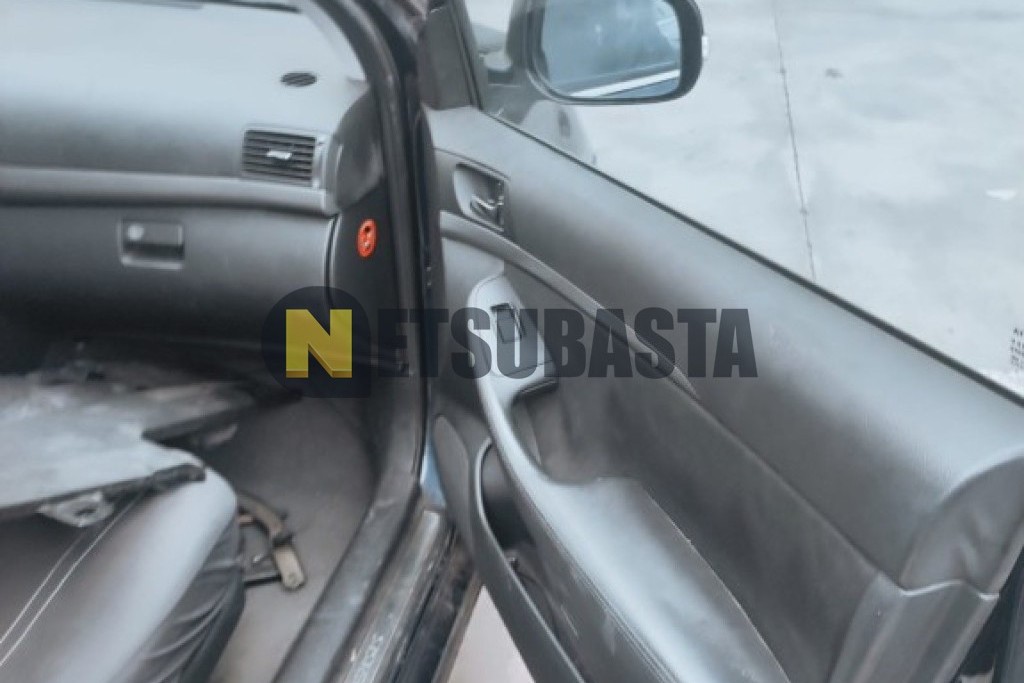 Toyota Avensis Sedán 2.2 D-4D 2007