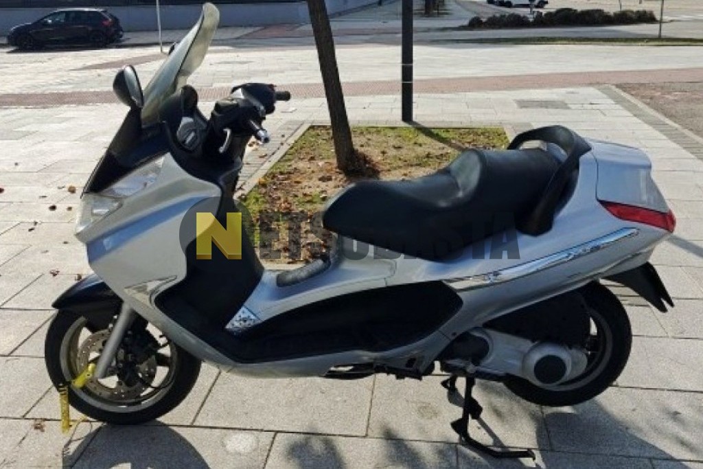 Piaggio X8 125 2006