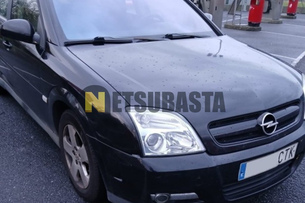 Opel Signum 2.2 DTI 16V 2004