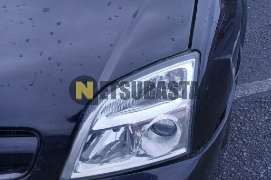 Opel Signum 2.2 DTI 16V 2004