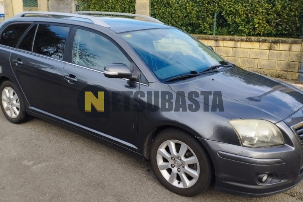 Toyota Avensis Wagon 2.2 D-4D 2006