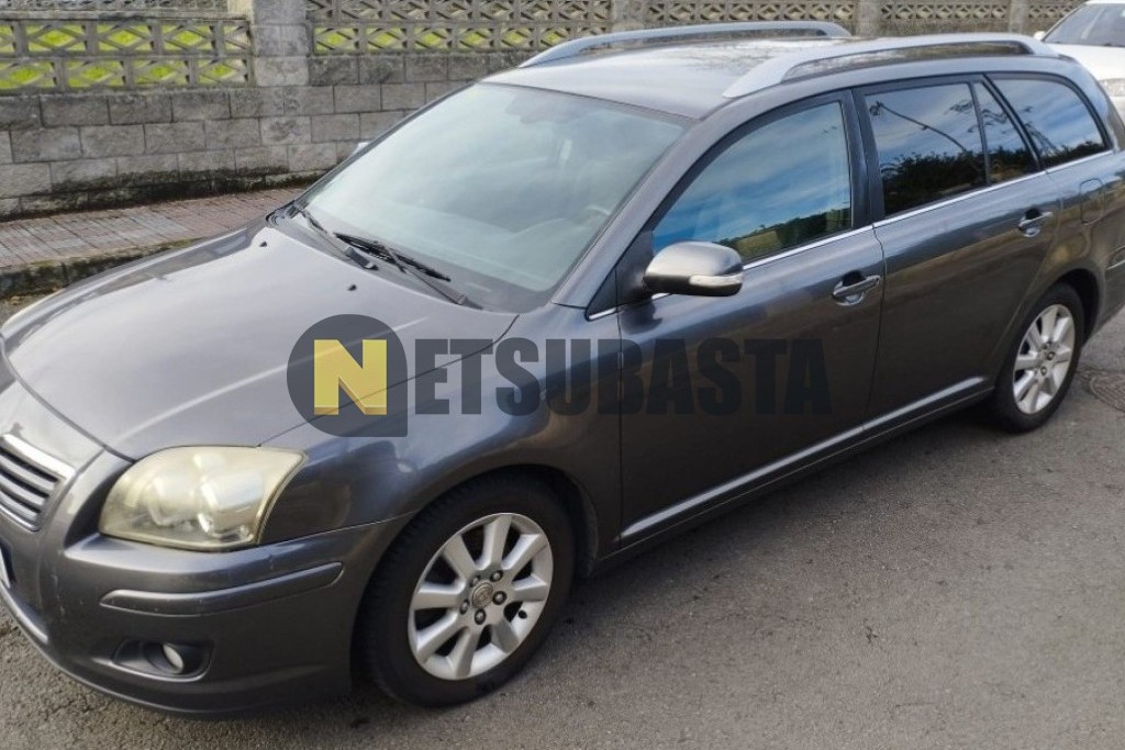 Toyota Avensis Wagon 2.2 D-4D 2006