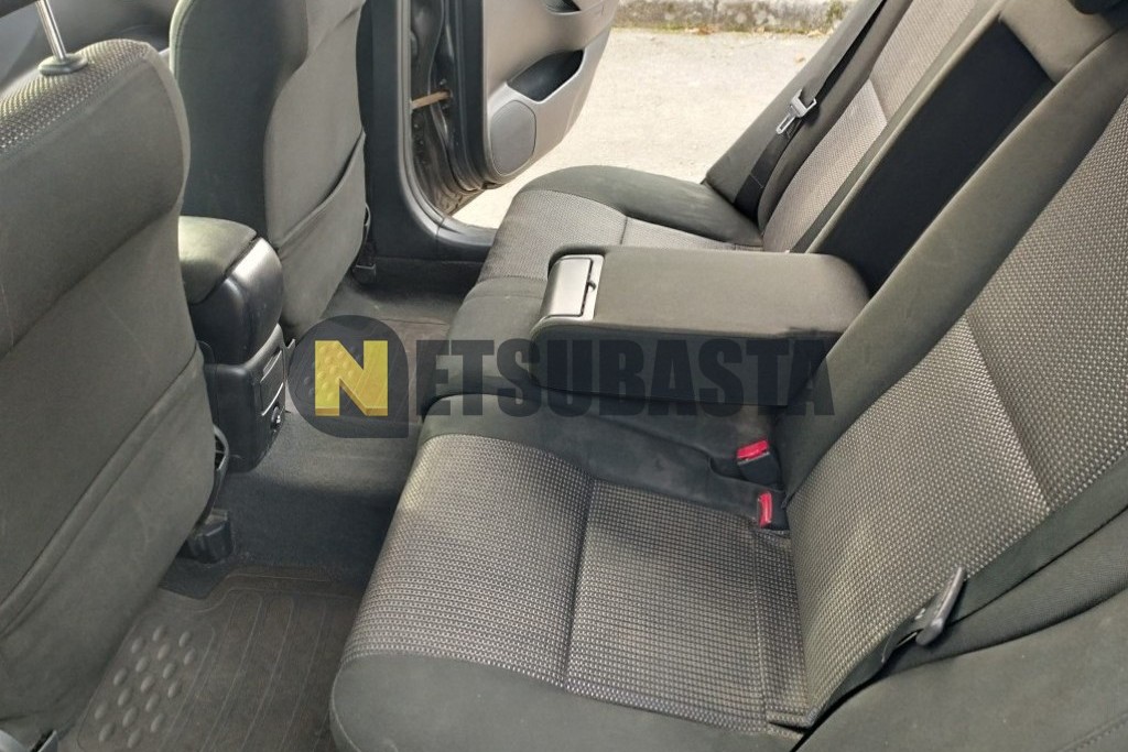 Toyota Avensis Wagon 2.2 D-4D 2006