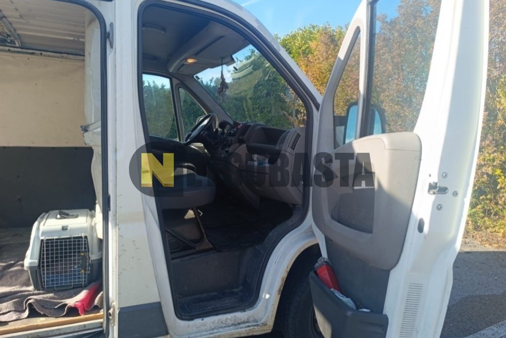 Peugeot Boxer Furgón 2.2 HDi 2006