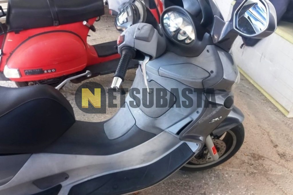 Piaggio X9 Evolution 250 2004