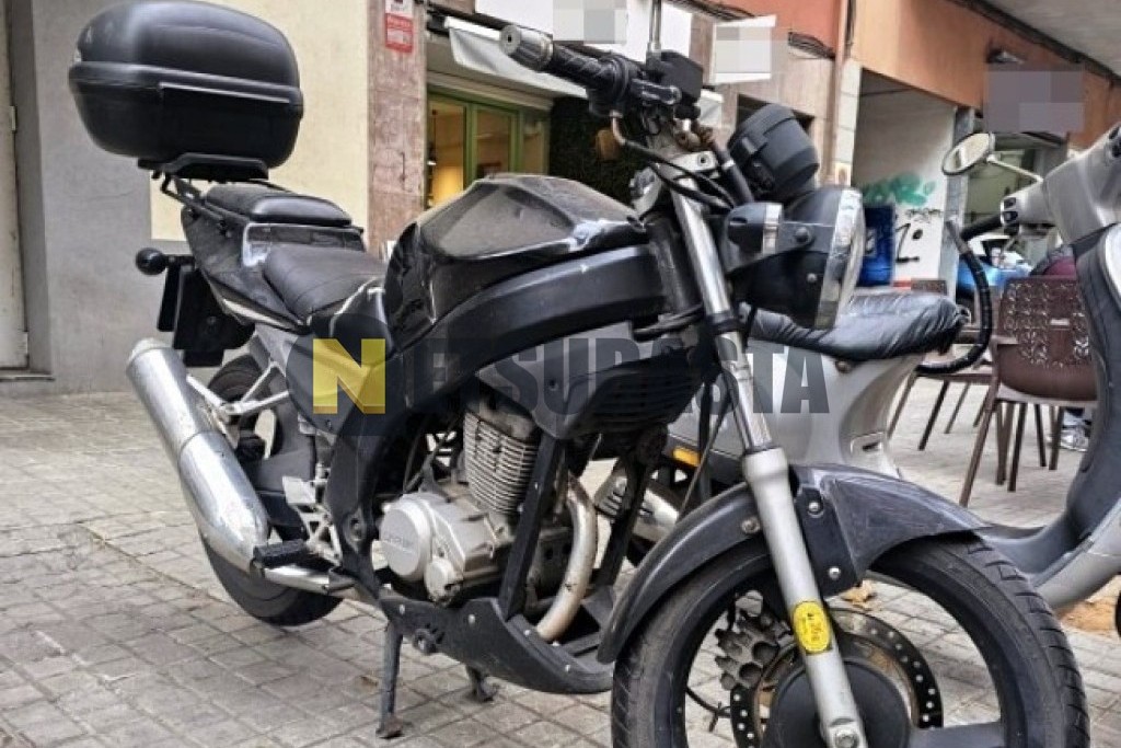 Daelim Roadwin 125 2012