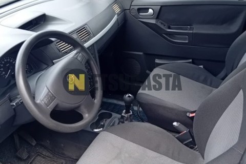 Yamaha Majesty 125 2006