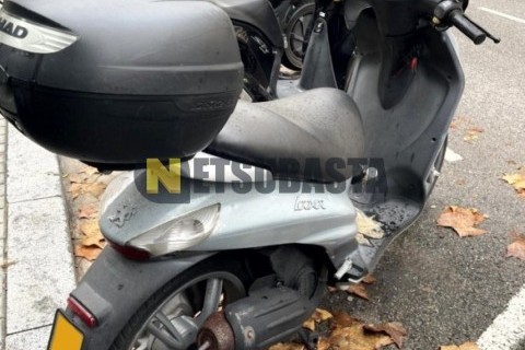 Yamaha XMAX 250 2011