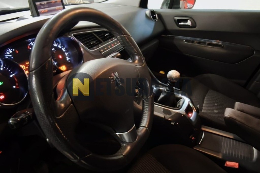 Peugeot 5008 1.6 HDi FAP 2010