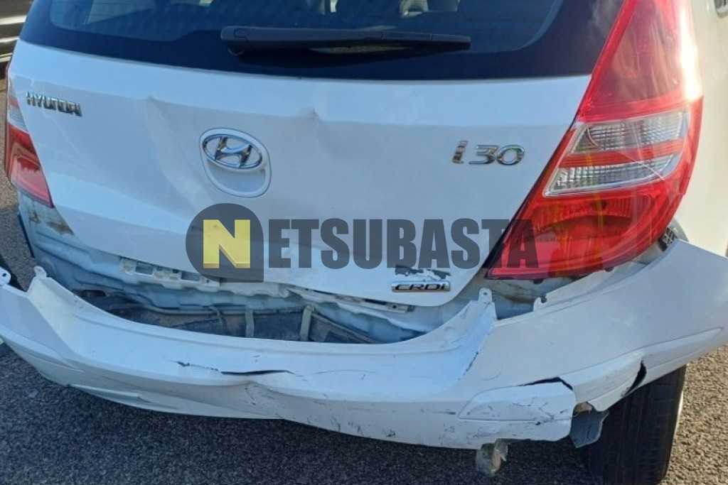 Hyundai i30 1.6 CRDi 2011