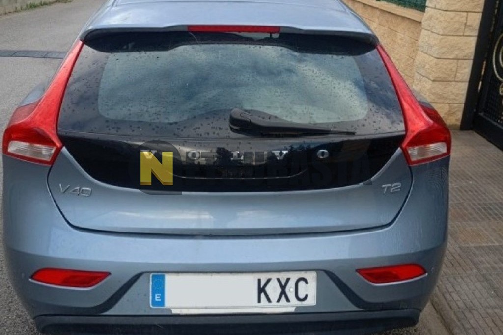 Volvo V40 T2 2019