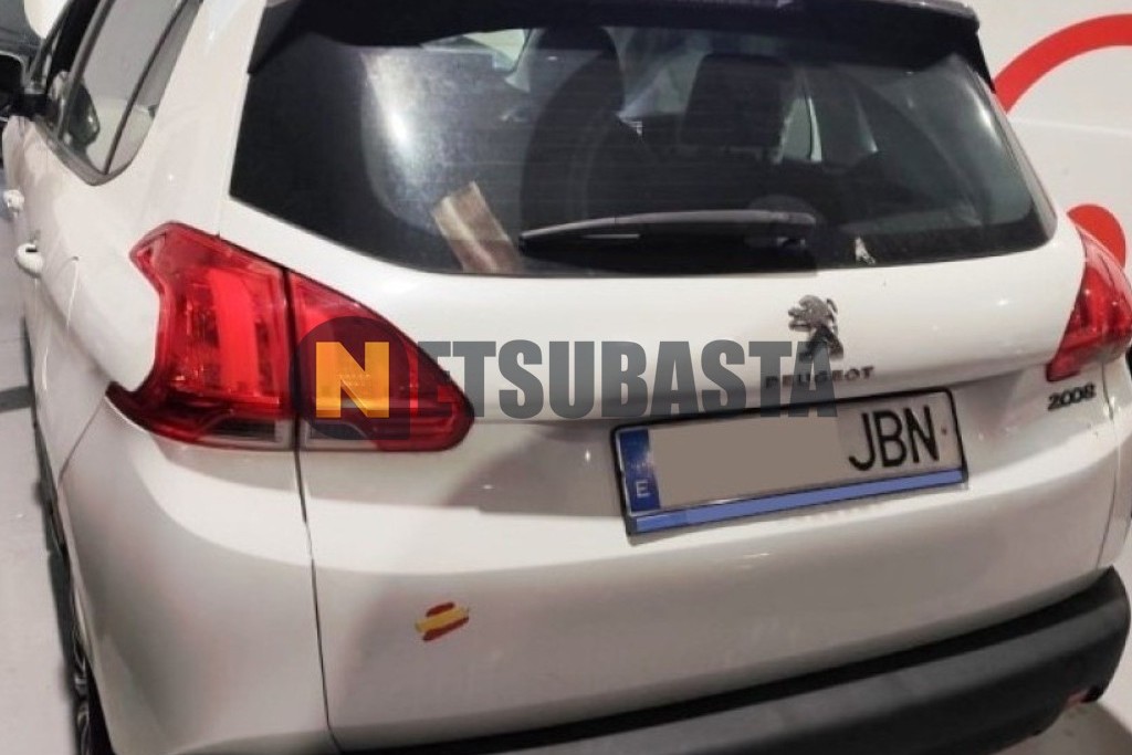 Peugeot 2008 1.2 VTi 2014