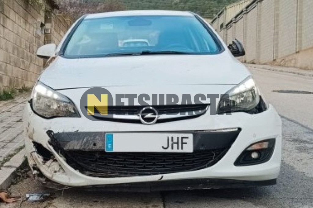 Opel Astra 2.0 CDTI 2015