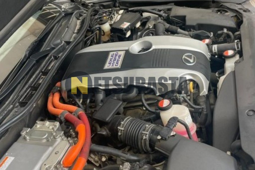 Lexus IS 300h 2016