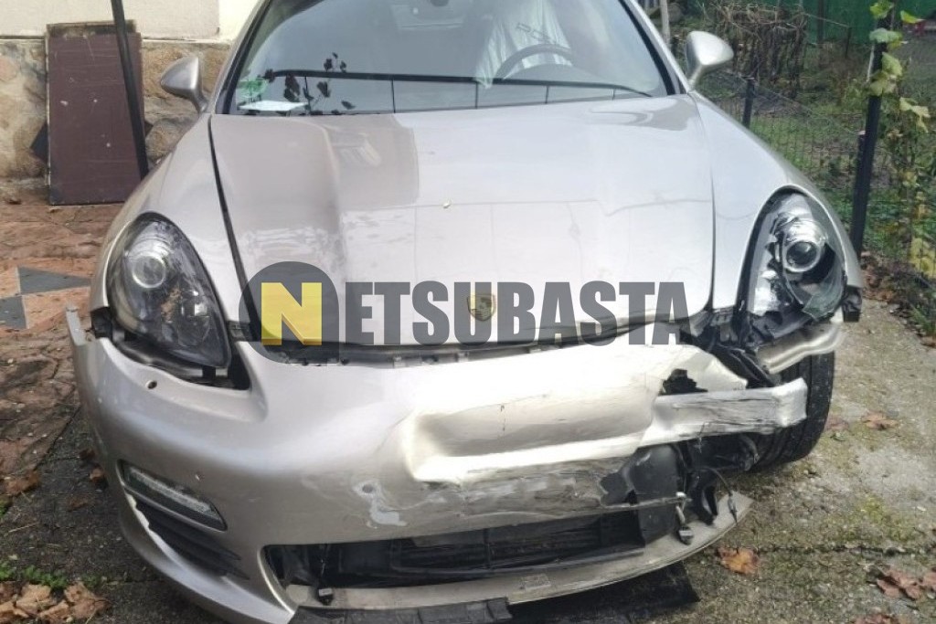 Porsche Panamera S PDK 2011