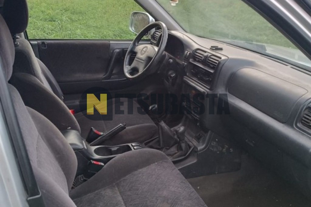 Opel Frontera 2.2 DTI 2001