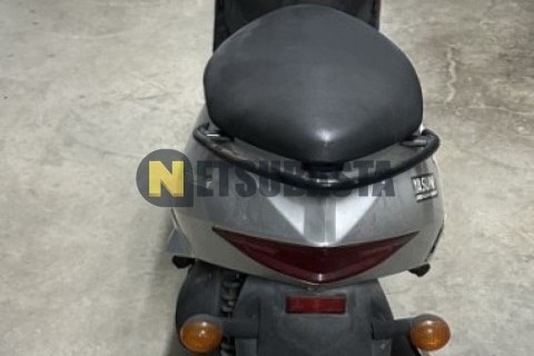 Yamaha XMAX 250 2011