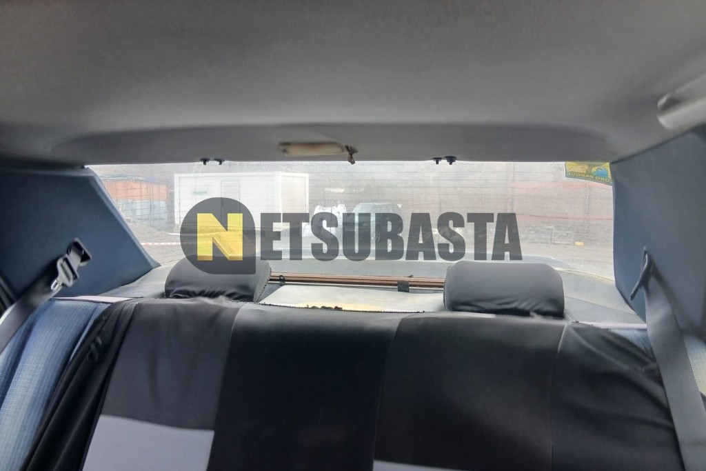 Mercedes-Benz 230E 1989