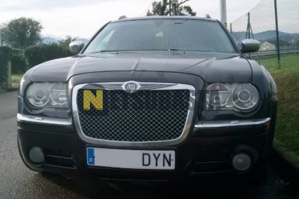 Chrysler 300C Touring 2.7 V6 2006
