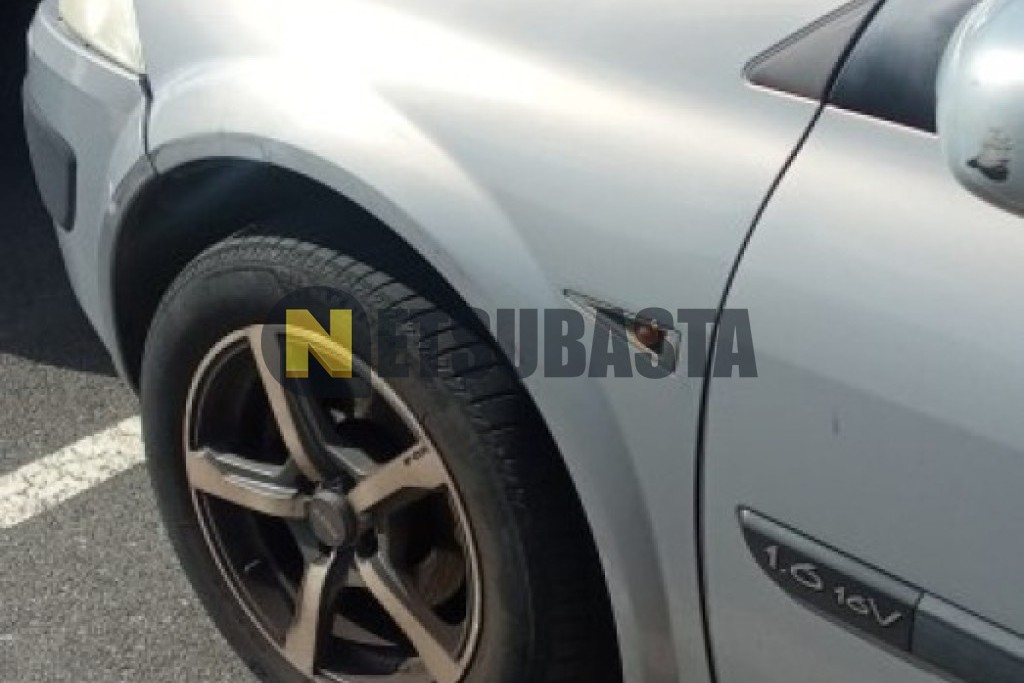 Renault Megane Sedan 1.6 16v 2003