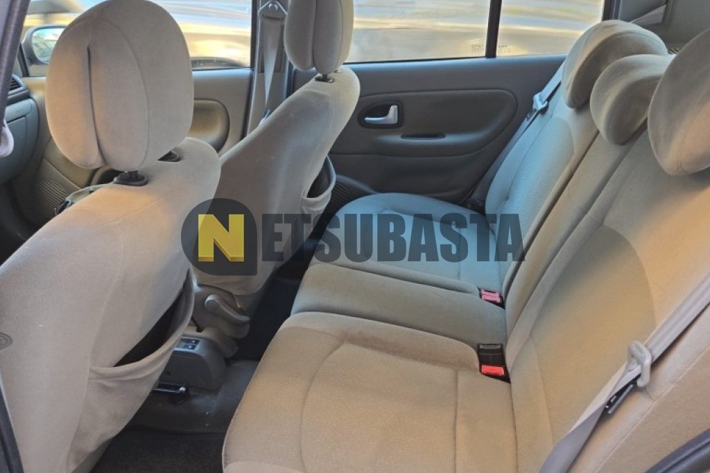 Renault Clio 1.4 16v Aut. 2005