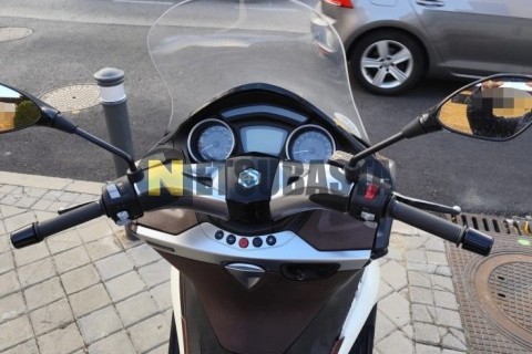 Hyosung GT 125 R 2006