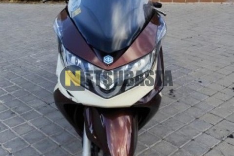 Hyosung GT 125 R 2006