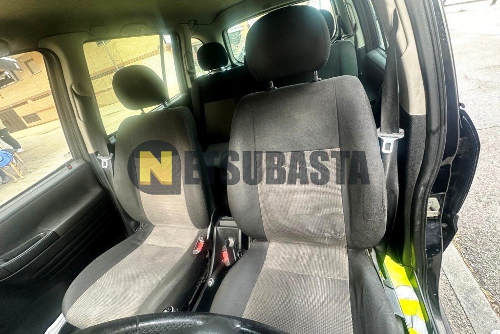 Opel Zafira 2.0 DTi 16V 2005