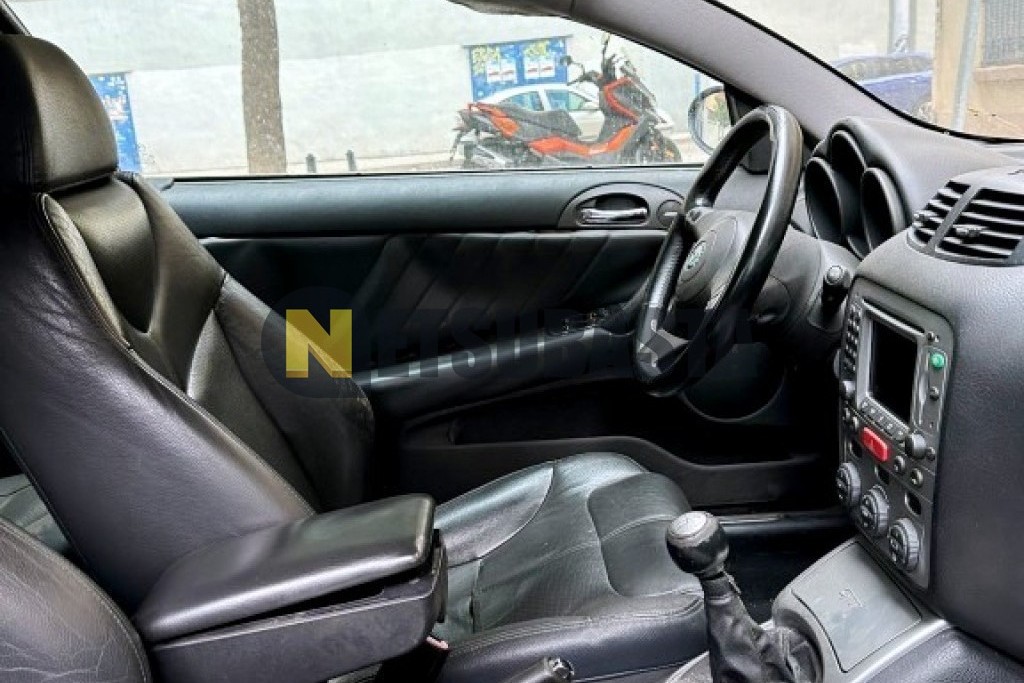 Alfa Romeo GT 1.9 JTD 2004