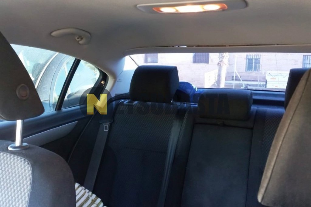 Volkswagen Passat 1.6 TDI 2011