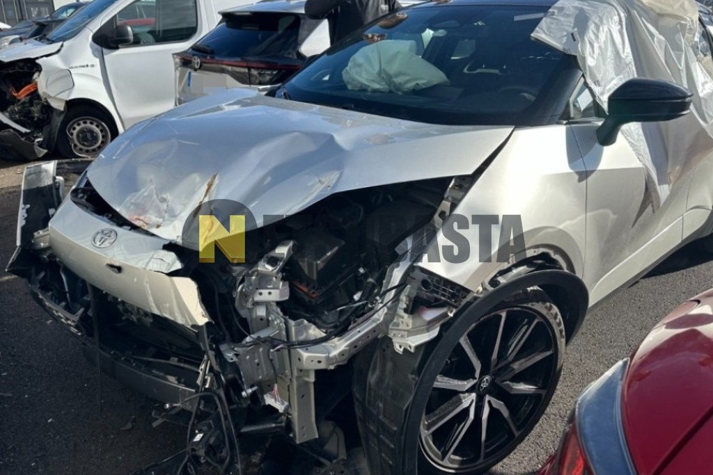 Toyota C-HR 200H AWD-i 2024