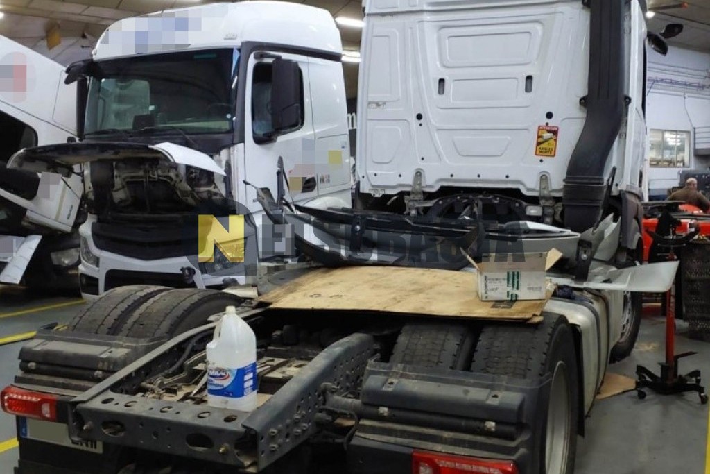 Mercedes-Benz Actros 1848 LS 2021