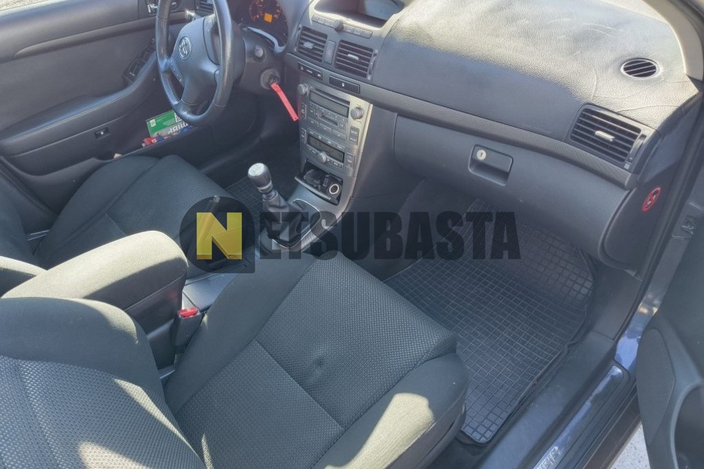 Toyota Avensis 2.2 D-4D 2006