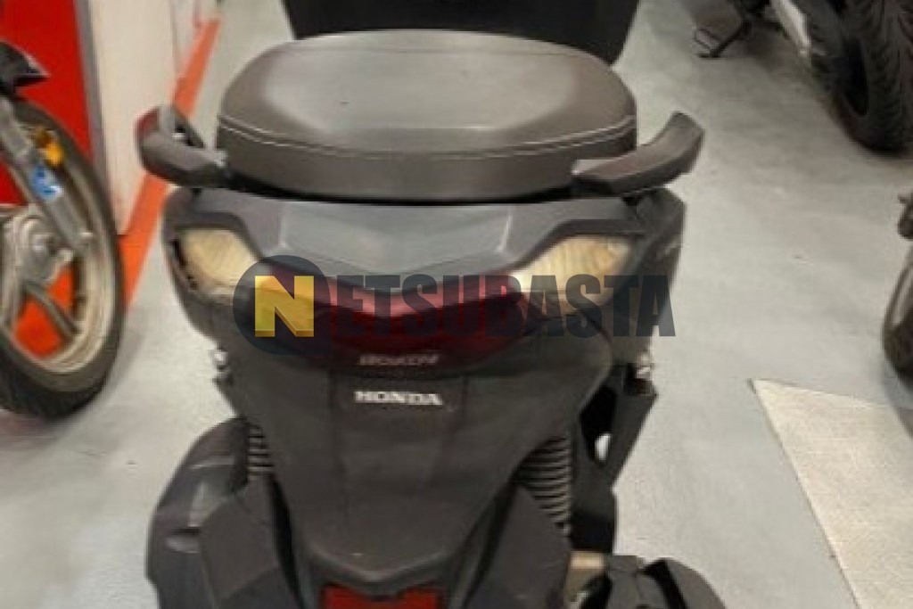 Honda Forza 125 2016