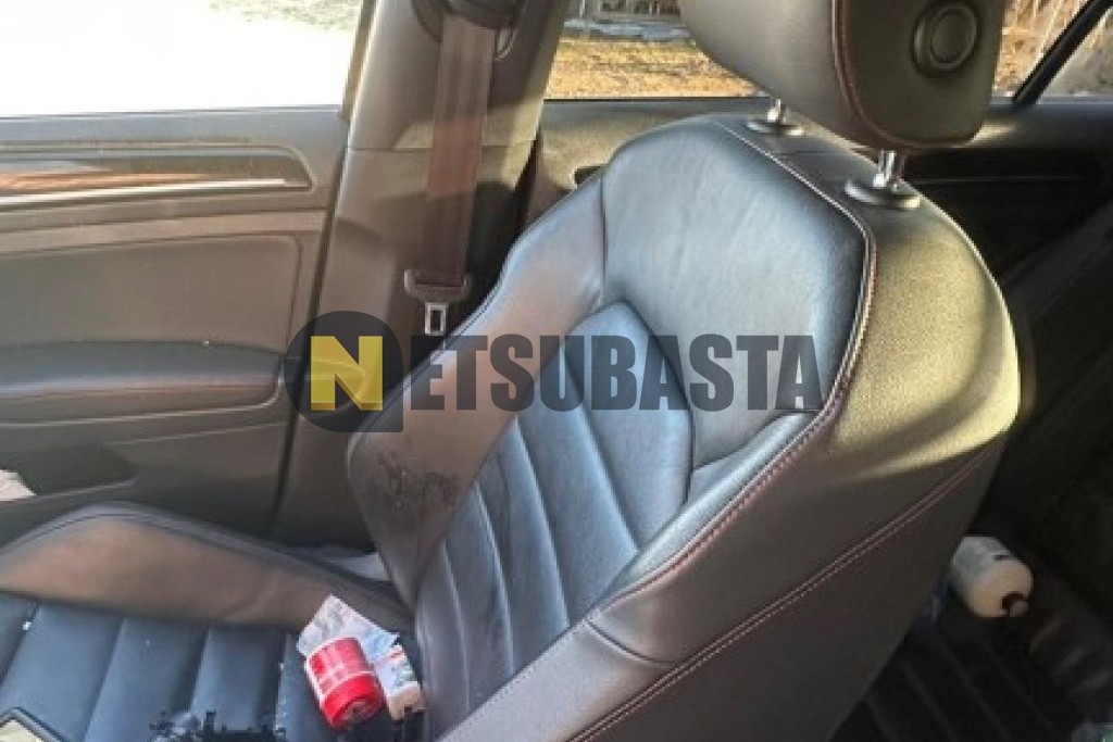 Volkswagen Golf GTI 2.0 TSI BMT DSG 6 vel. 2013