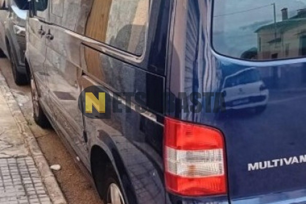 Volkswagen Multivan T5 2.5 TDI 4MOTION 2005