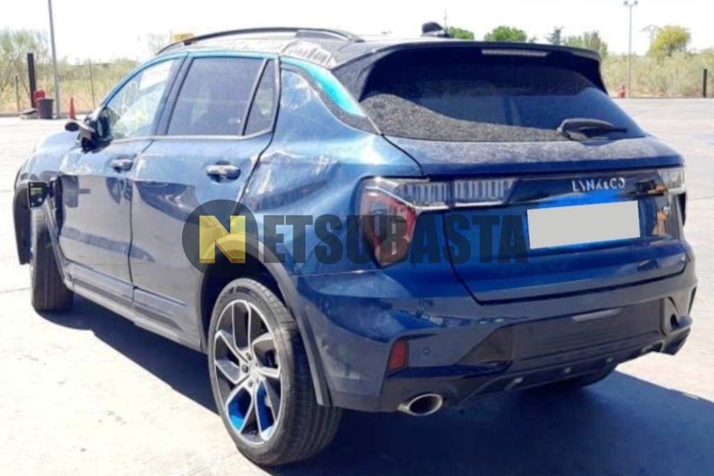 Lynk and Co 01 Híbrido enchufable 2024