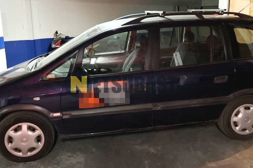 Opel Zafira 2.0 DI 2000