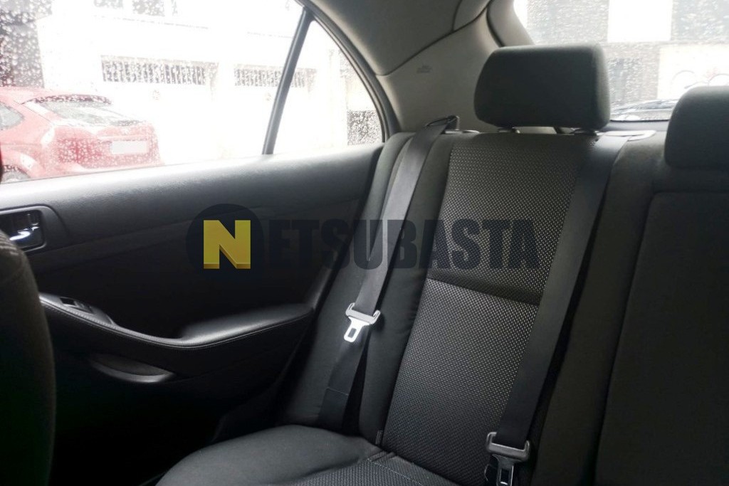 Toyota Avensis Sedan 2.0 D-4D 2005