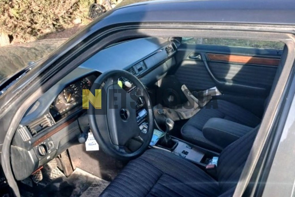Mercedes-Benz 230 E 1991