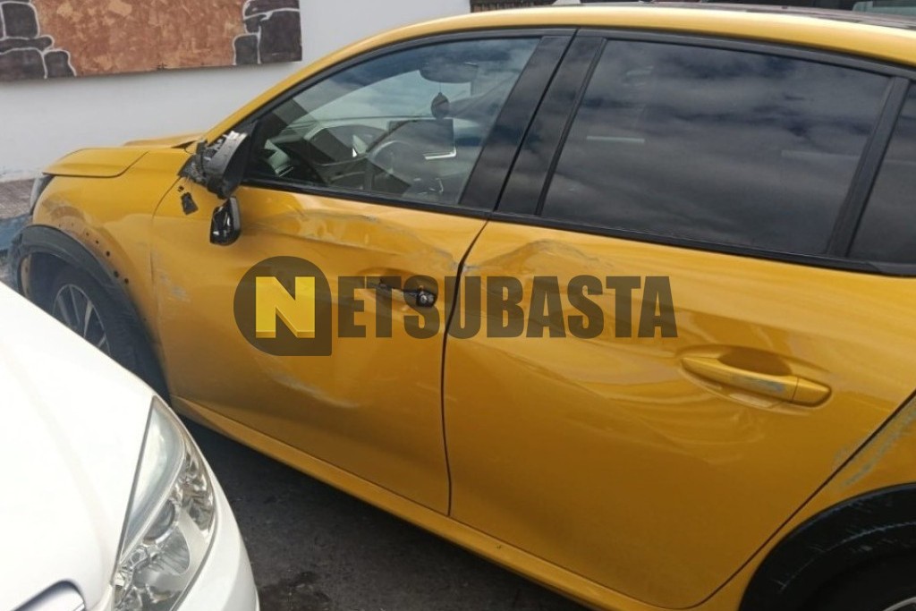 Peugeot 208 1.2 PureTech 2021