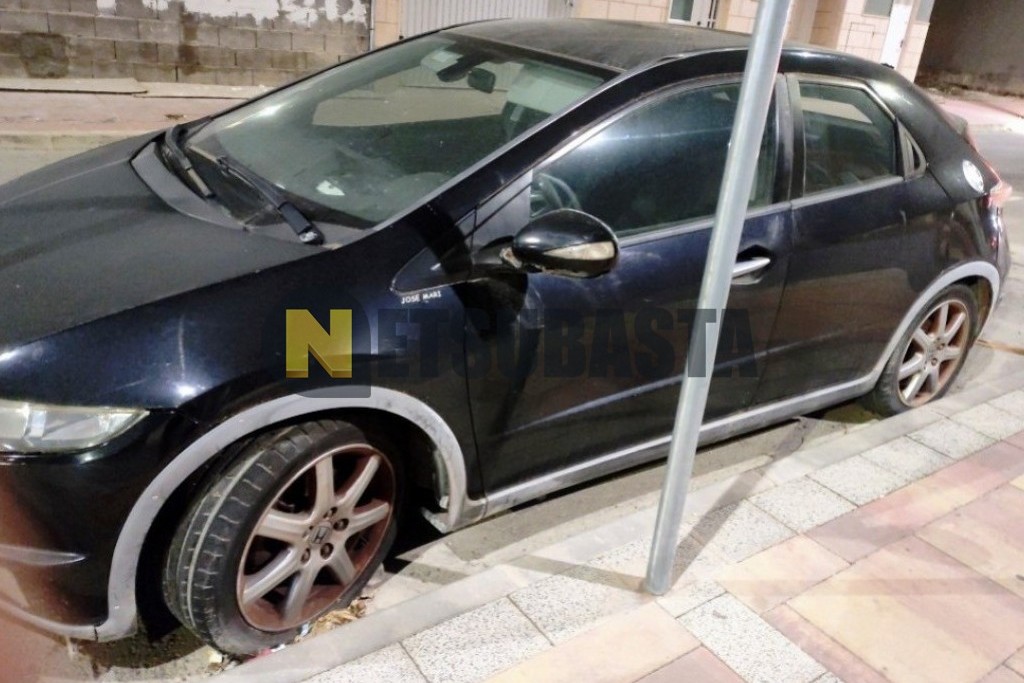 Honda Civic 1.8 i-VTEC 2006