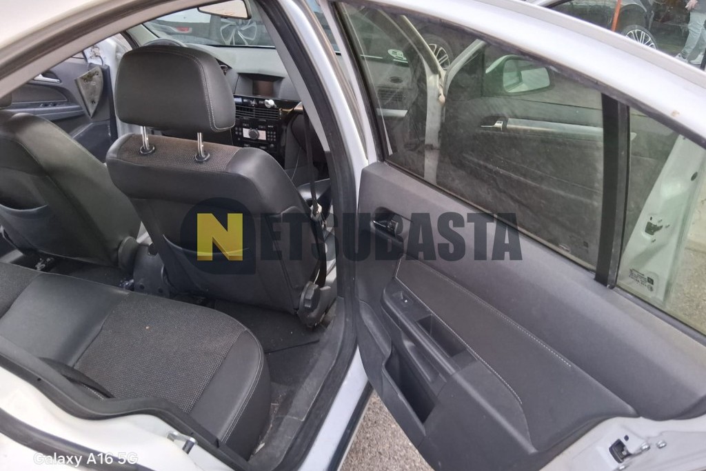 Opel Astra 1.7 CDTi 2011