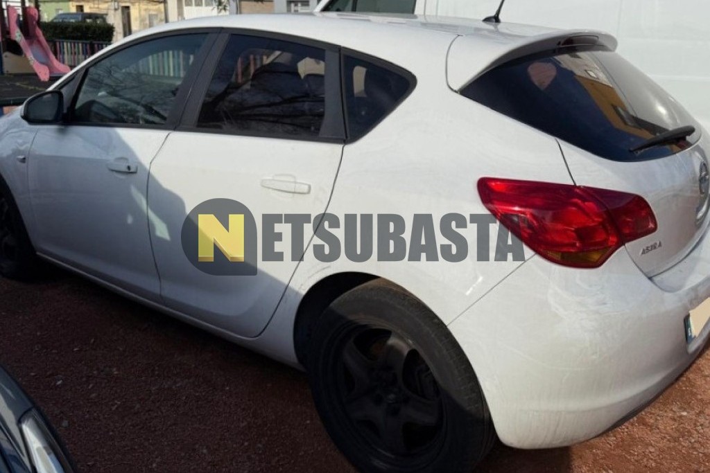 Opel Astra 1.7 CDTi 2010