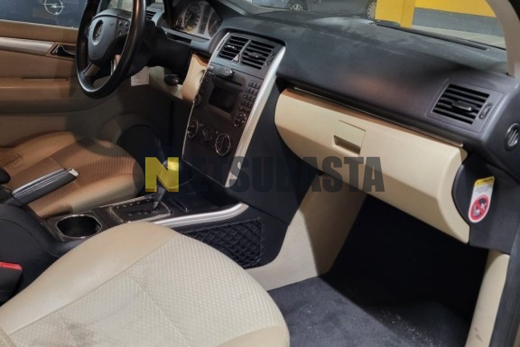 Mercedes-Benz B 180 CDI BlueEFFICIENCY 7G-DCT 2011