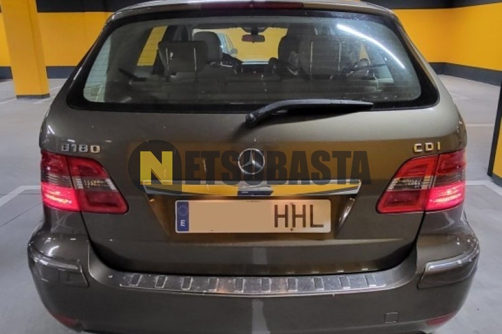 Mercedes-Benz B 180 CDI BlueEFFICIENCY 7G-DCT 2011