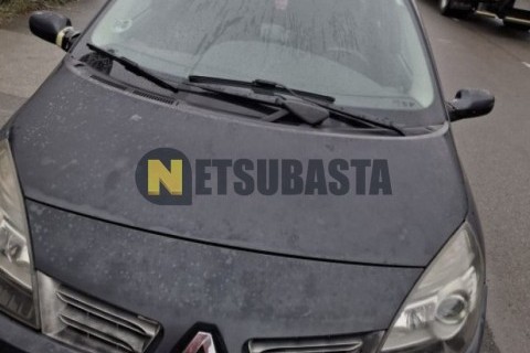 Honda FES 150 Pantheon 2004