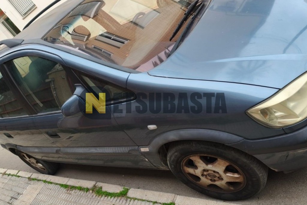 Opel Zafira 2.0 DTi 16V 2001