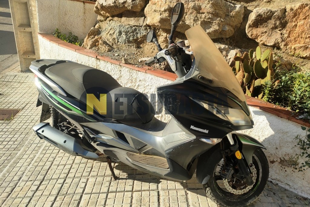 Kawasaki J 125 2016